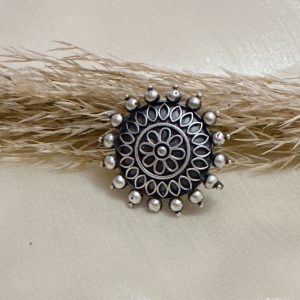 jewellery, rings, param sundari, artificial jewellery, traditional rings, best jewellery, affordable rings, simple rings , comfortable rings
